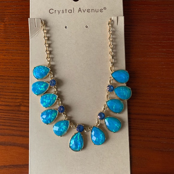 Blue Iridescent Drop Necklace - Picture 4 of 4